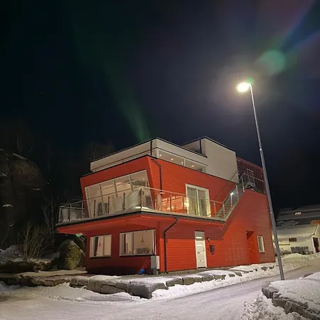 Modern With Sea View In Apartament